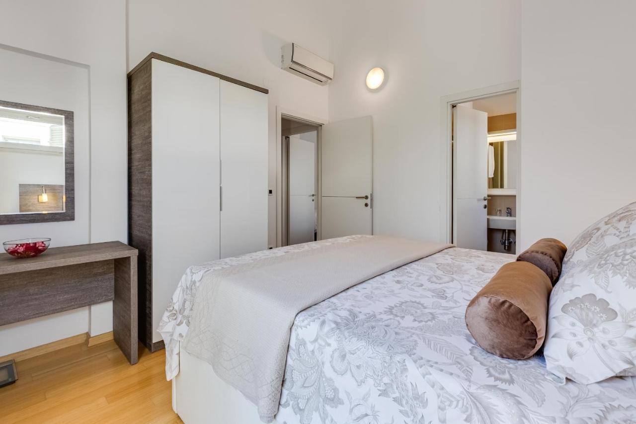 Luxury Two-Floor Apartment In Petrcane With Garden And Pool Luaran gambar
