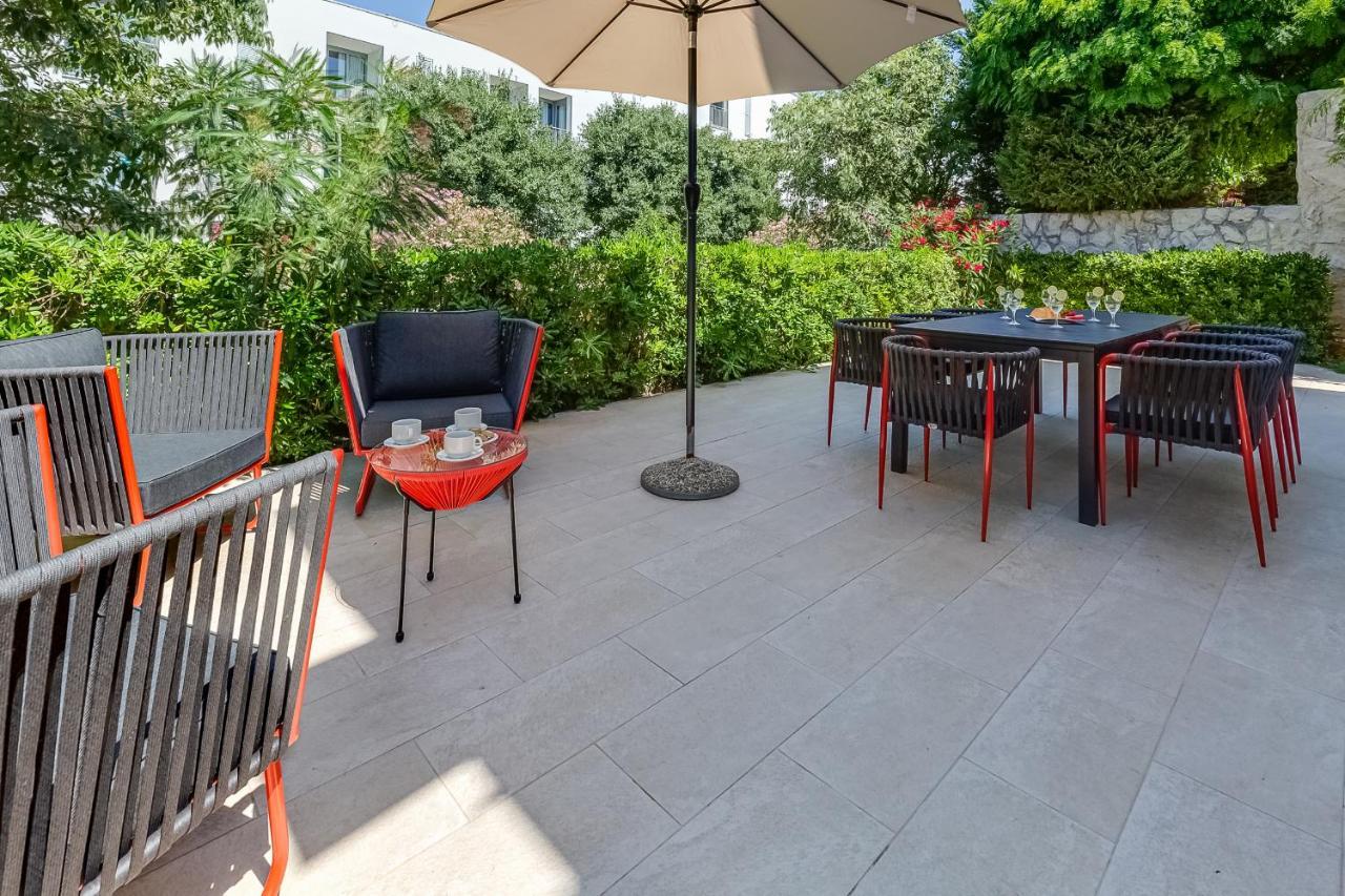 Luxury Two-Floor Apartment In Petrcane With Garden And Pool Luaran gambar
